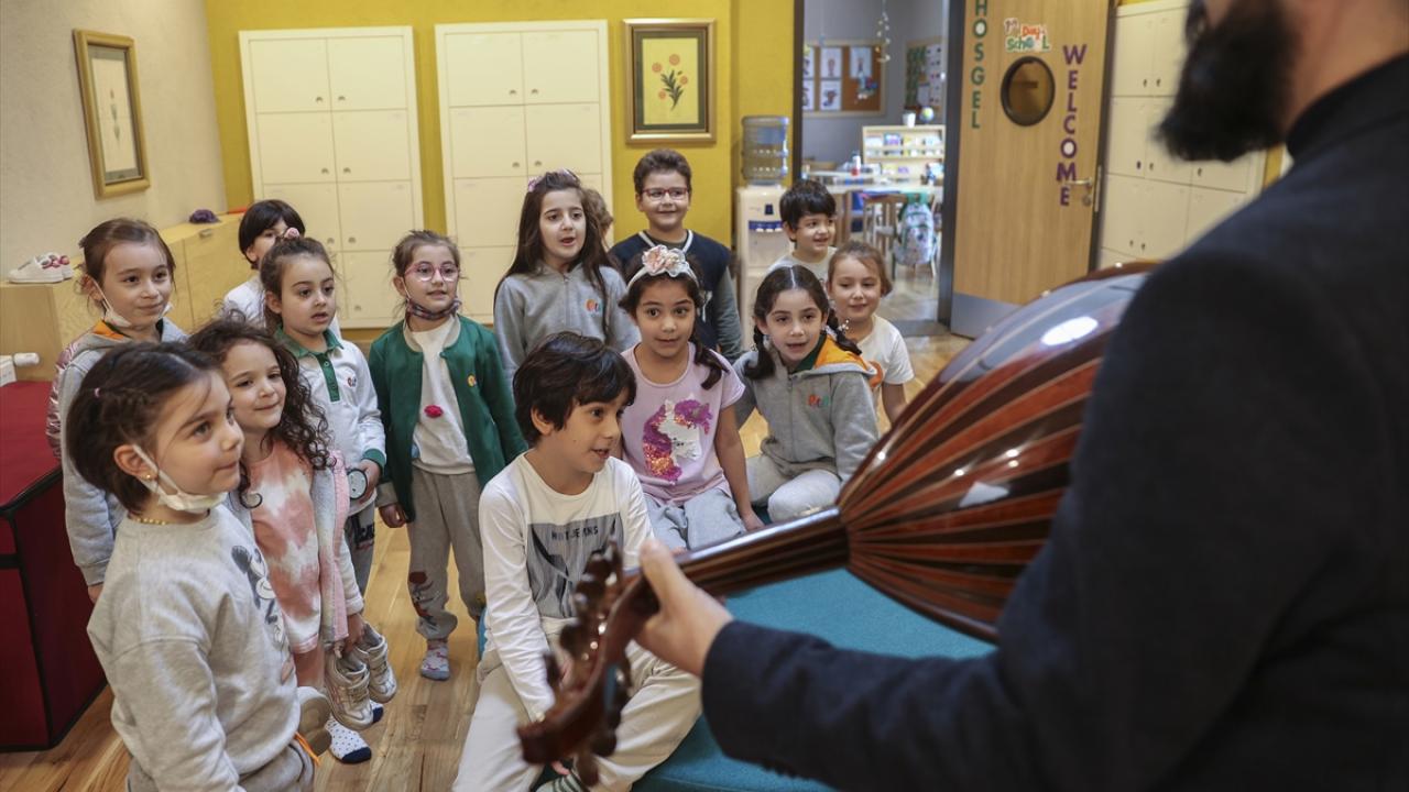 Yüce Gümüş, ders içeriklerine ilişkin şu bilgileri verdi: