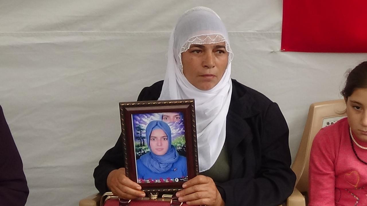 "Silah zoruyla kızımı götürdüler"