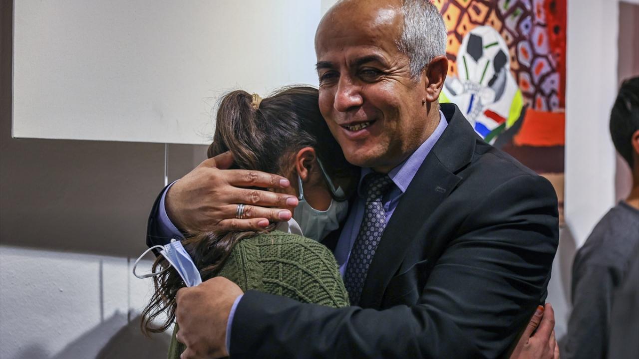 "Okursam öğretmen olmak istiyorum"