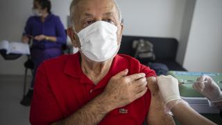 BioNTech'te 3. doz uygulaması başladı