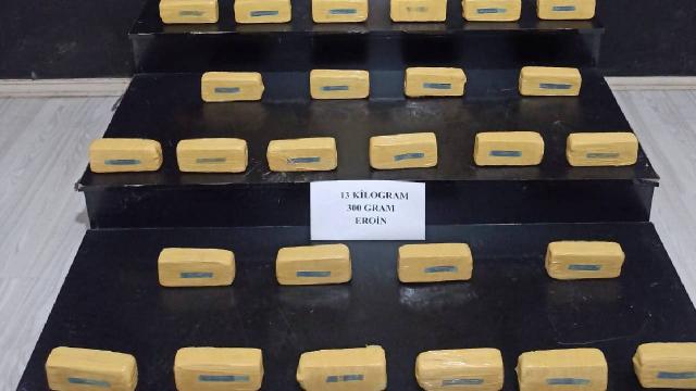 Antalya Da Uyusturucu Operasyonunda 1 Supheli Yakalandi Son Dakika Haberleri