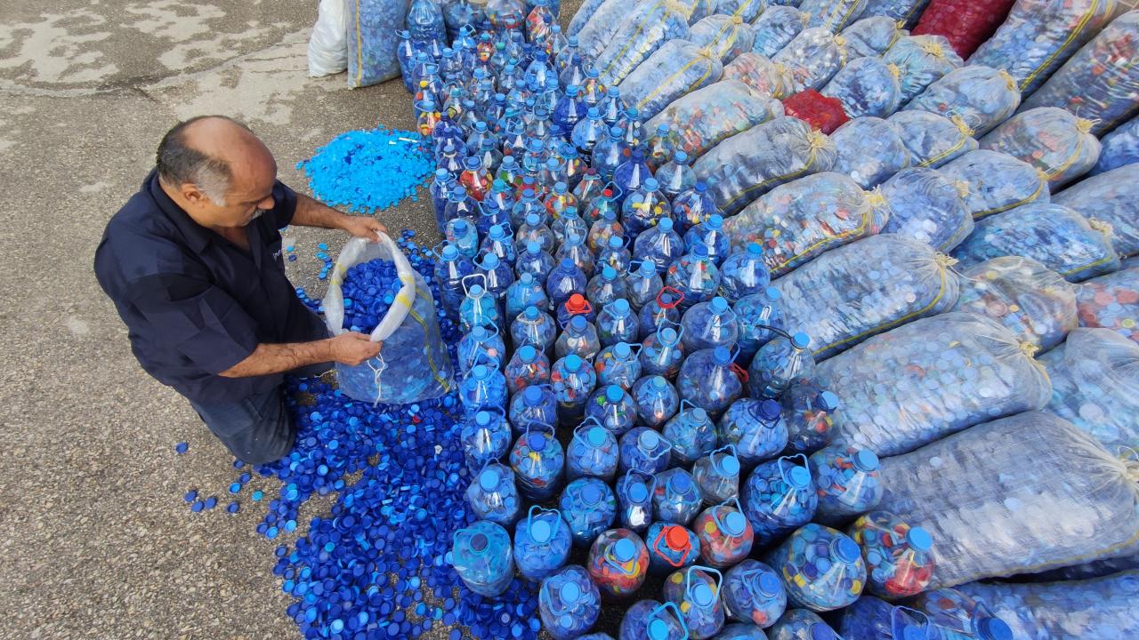 Engellilere yardımcı olmak için 8 yıldır mücadele ettiğini ifade eden Nazım Gökçe,