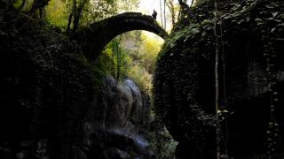 Banakna Köprüsü asırlara meydan okuyor