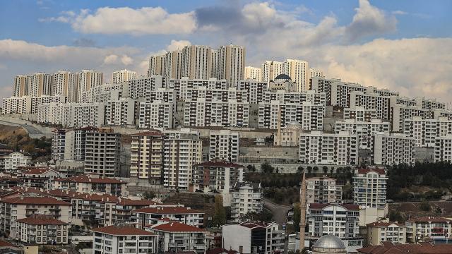 TOKİ, 70 konut, 195 iş yerini açık artırmayla satacak