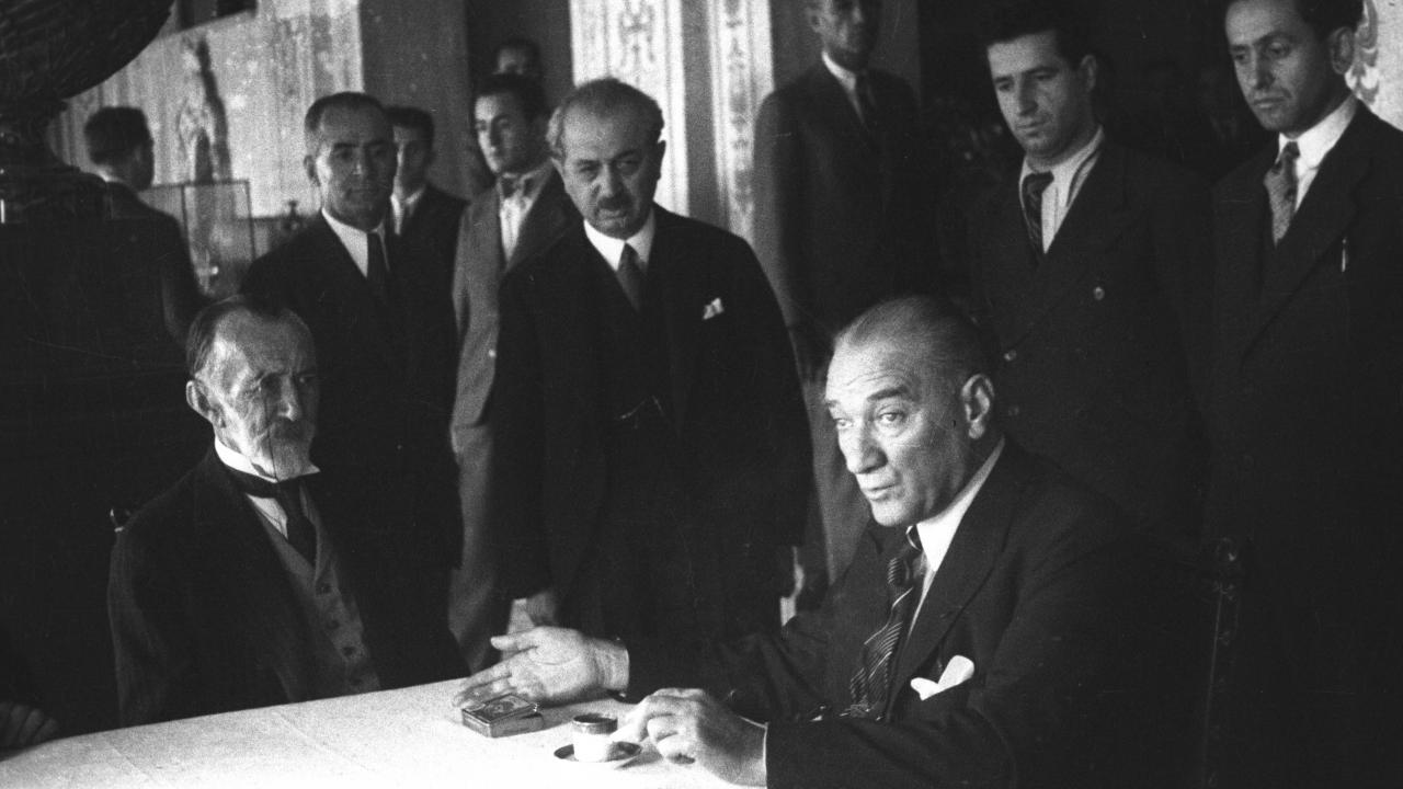 Tam bağımsızlığa giden ilk adım