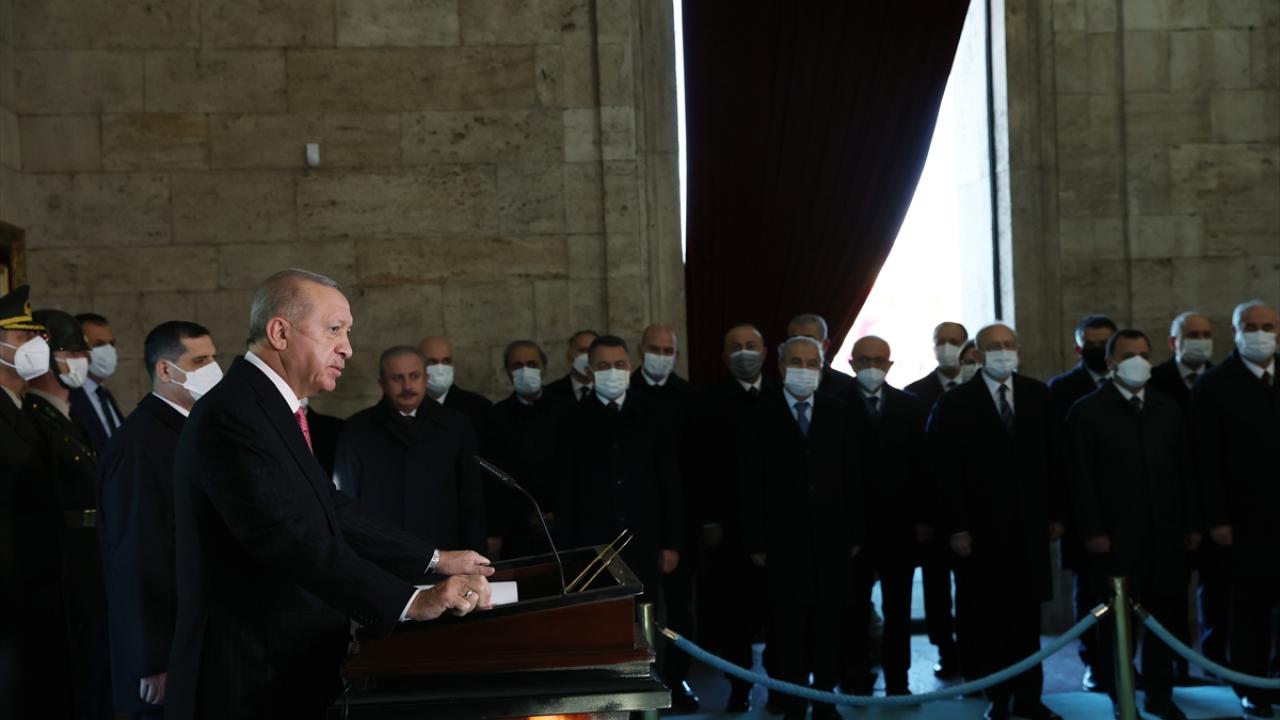 "Ülkemizin bütünlüğüne kast edilmesine izin vermeyeceğiz"