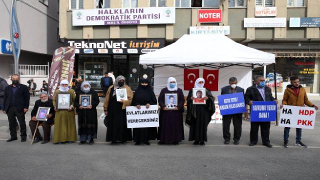 Muştaki evlat nöbetindeki ailelerin sayısı 17ye yükseldi