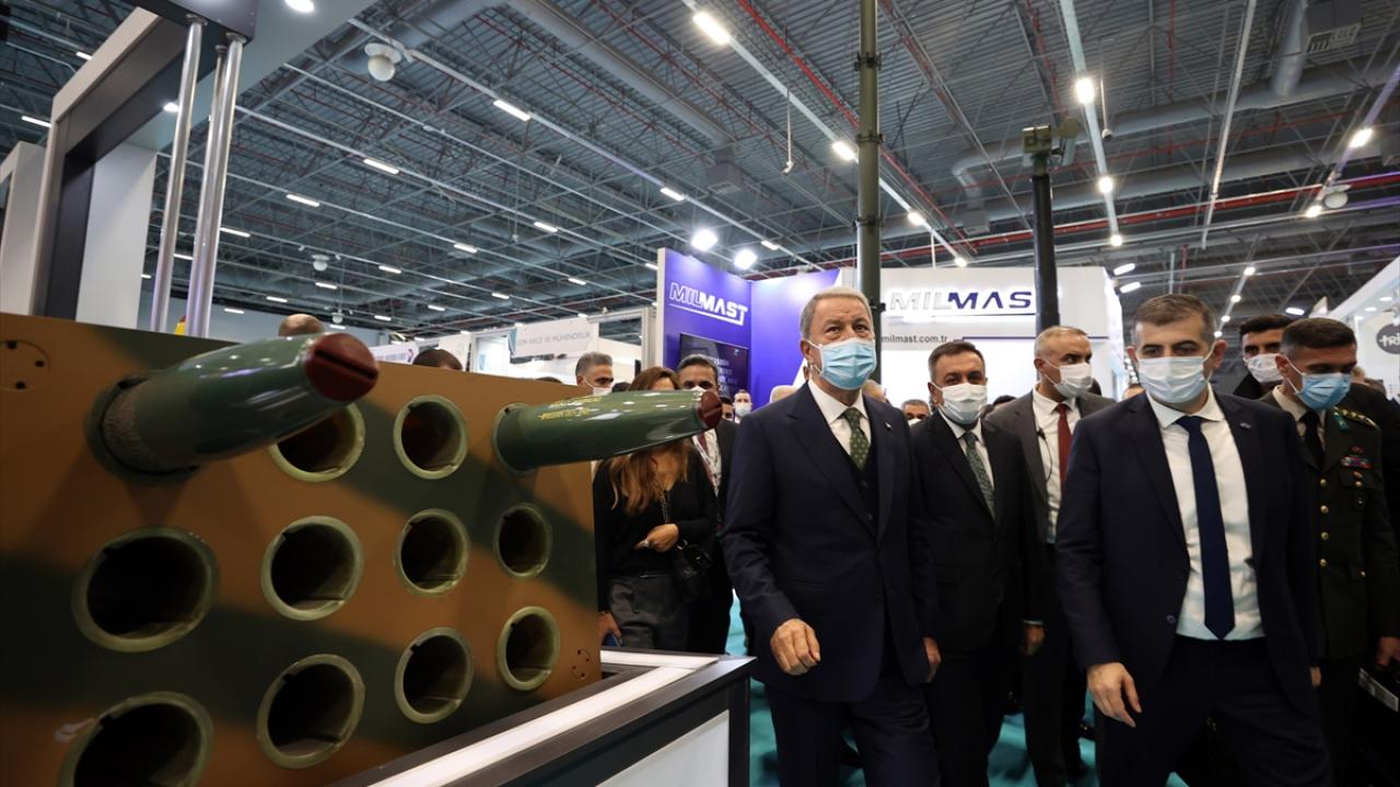 "Cin şişeden çıktı"