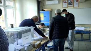 Bulgaristan 14 Kasım'da sandığa gidiyor: İlk kez bir Türk aday