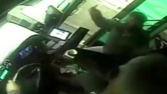 İETT şoförüne bıçakla saldıran şüpheli yakalandı