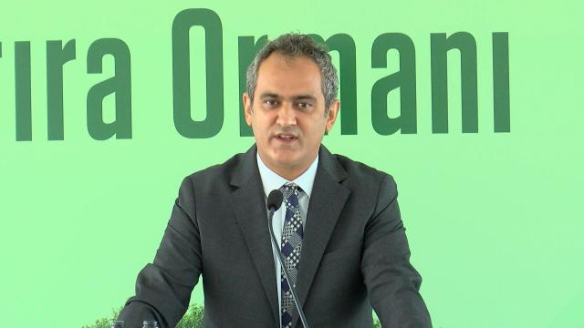 Bakan Özer: Genç işsizlik oranını emin adımlarla düşüreceğiz