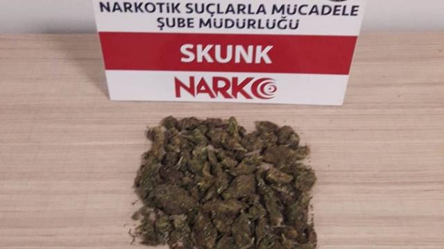 Kütahyada ayakkabı içinde uyuşturucu bulundu