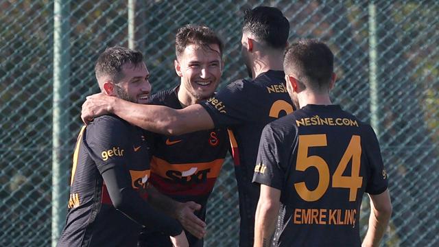 Galatasaray hazırlık maçında Bursasporu yendi