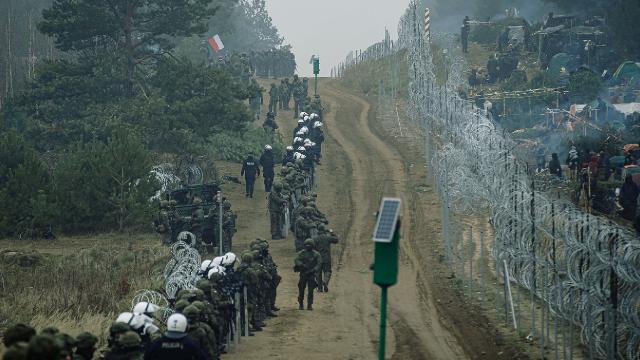 Polonya-Belarus sınırında Suriyeli bir erkeğe ait ceset bulundu