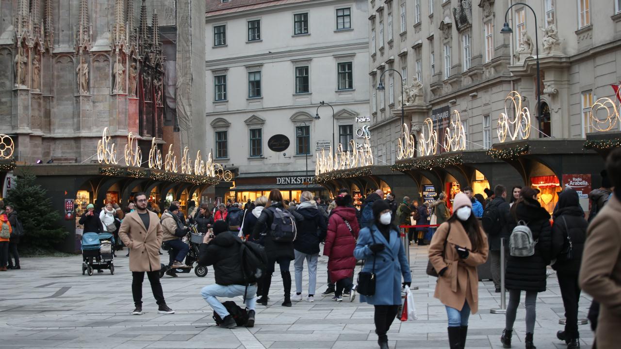 Aşı karşıtlarının uygulamayı protesto etmesi bekleniyor