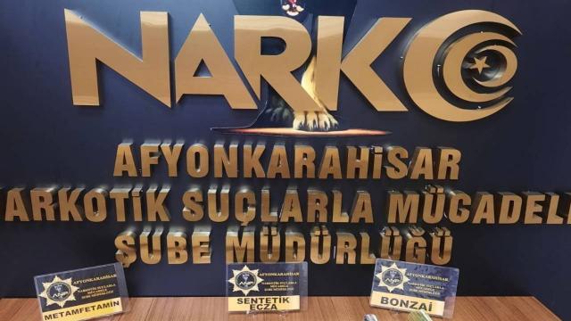 Uyuşturucu baskınında 5 gözaltı