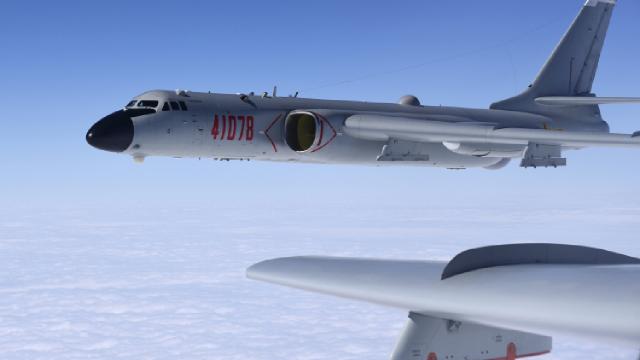 Çinin stratejik bombardıman uçağını Hindistan sınırına konuşlandırdığı iddiası