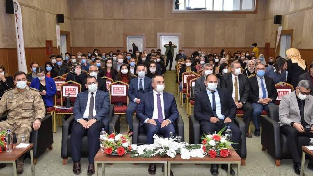 Kadına şiddetle mücadele çalıştayı