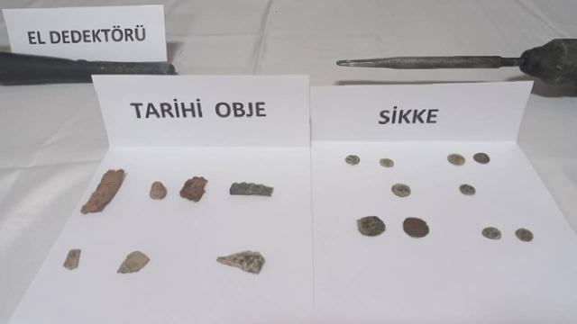Niğdede izinsiz kazı yapan 2 kişiye suçüstü