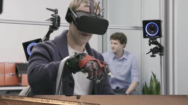 Metaverse evreninin dokunsal eldivenleri tanıtıldı