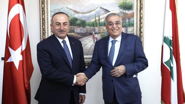 Bakan Çavuşoğlu, Lübnanlı mevkidaşıyla mutabakat zaptı imzaladı