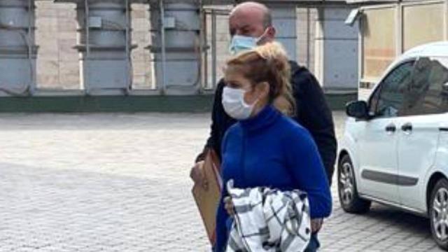 Kızıyla evlerden hırsızlık yapan kadın yakalandı
