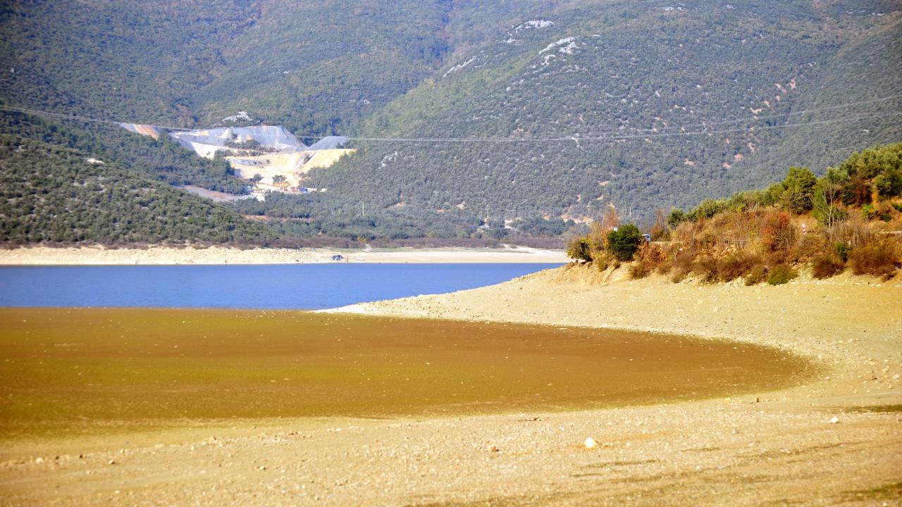 "Az su isteyen ürünlerin ekilmesi gerekecek"