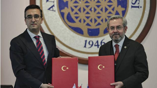 Adalet Bakanlığı ile Ankara Üniversitesi "İnsan Hakları Sertifika Programları" düzenleyecek
