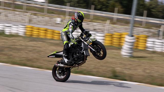Milli motosikletçi Asrın Rodi Pakın hedefi dünya şampiyonluğu