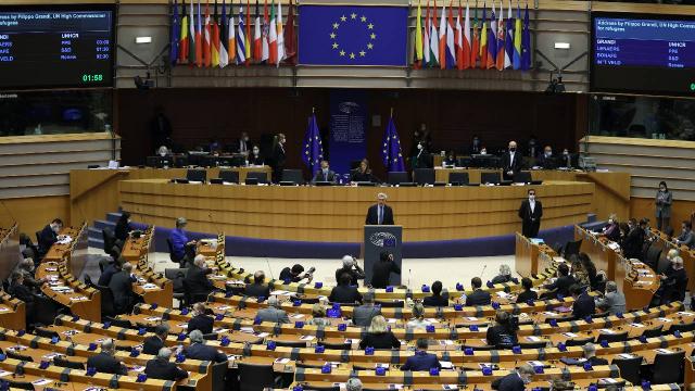 ABden dijital platformlara katı kurallar geliyor