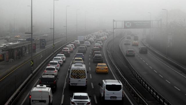 İstanbulda hava kirliliğinin en büyük nedeni "trafik"