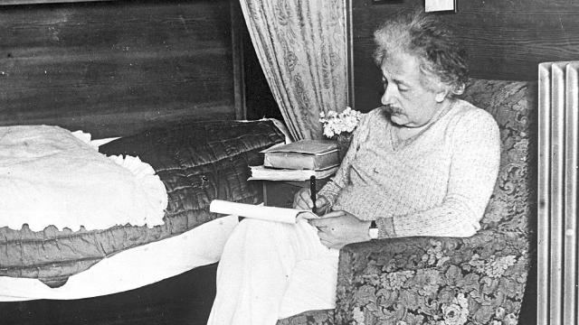 Einsteinın "en değerli" el yazması açık artırmayla satılacak