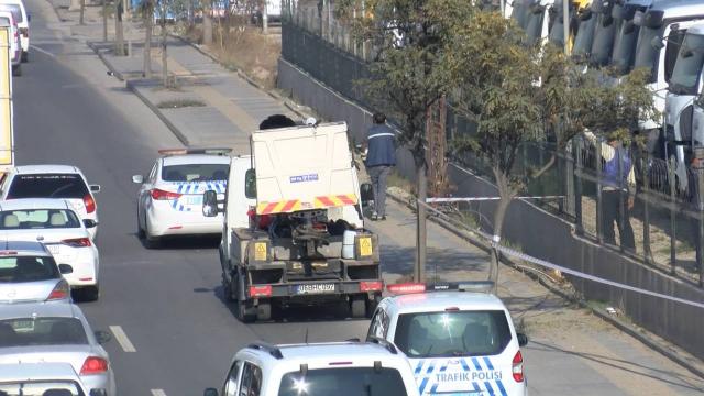 Elektrik direği devrildi: 5 araç birbirine girdi