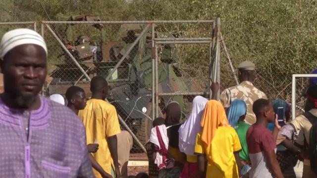 Burkina Fasoda internete erişim 96 saatliğine engellendi