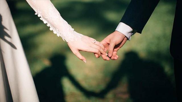 Bolu Belediye Başkanı Özcanın teklifi kabul edildi: Yabancıya nikah 100 bin lira