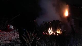 Ankara'da odunluk yangını: 2 yaralı