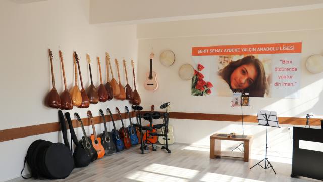 Silopide Şehit Aybüke öğretmen unutulmadı