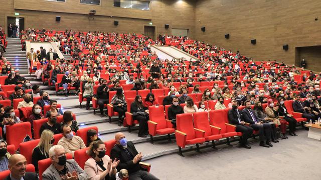 Çekyada Yunus Emre ve Türk Dili konulu konferans