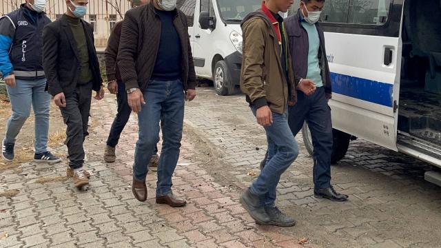 Kırklarelinde 8 düzensiz göçmen yakalandı