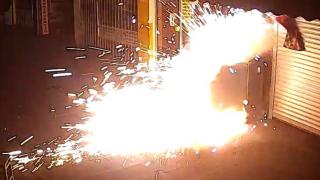 Elektrik panosu bomba gibi patladı