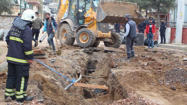 Kocaelide doğal gaz borusu patladı: Evler boşaltıldı