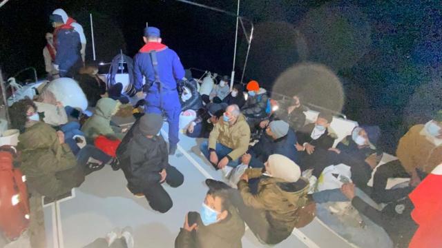 Muğla açıklarında 58 düzensiz göçmen kurtarıldı