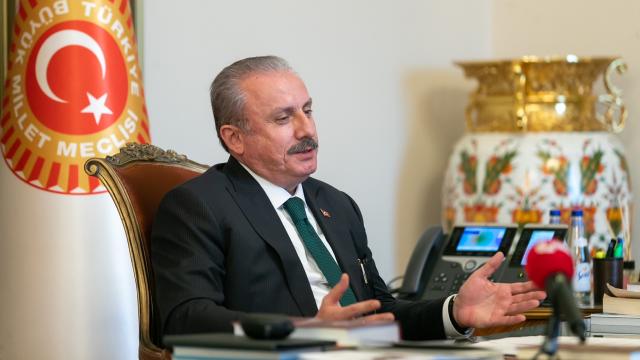 TBMM Başkanı Şentopa 38 yıllık ödev defteri sürprizi