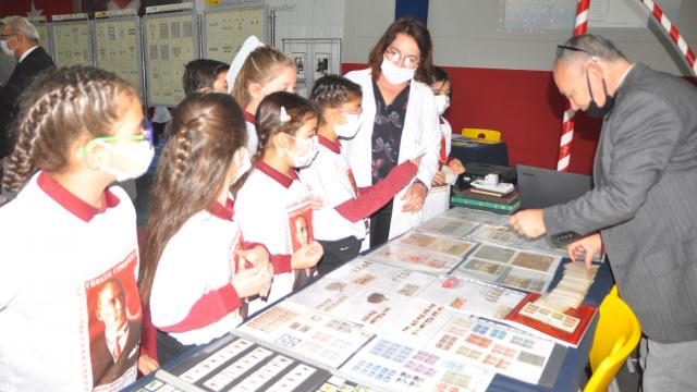 Ortacada Atatürk ve Öğretmenler Günü konulu pul sergisi açıldı
