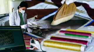 Yüzlerce yıllık kaftanlar özenle restore ediliyor