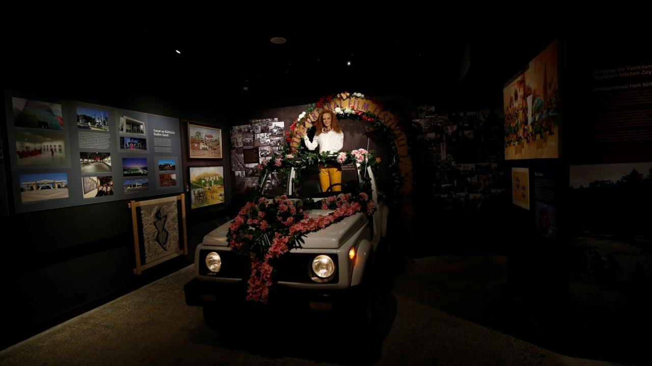 90`lı yıllardaki kortejde kullanılan otomobil bulundu