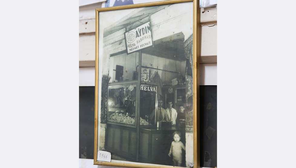 "Eski dostlar geldikçe seviniyorum"