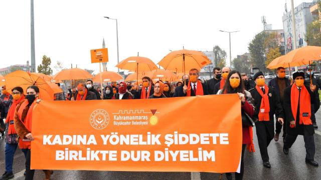 Kahramanmaraşta "kadına şiddete hayır" yürüyüşü