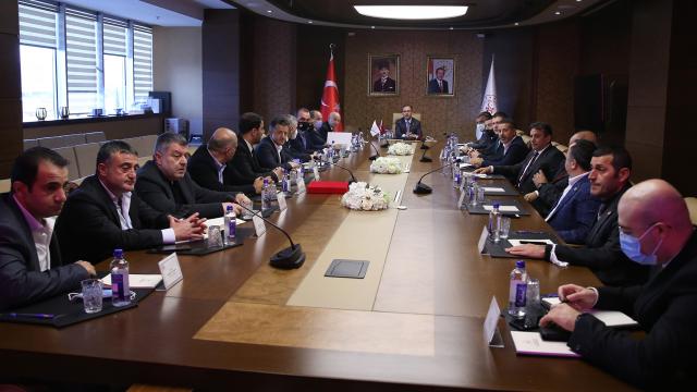 Ankarada futbol zirvesi yaşandı