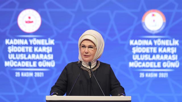 Emine Erdoğan: Şiddetin kökünü kurutmak için el birliği ile çalışmalıyız